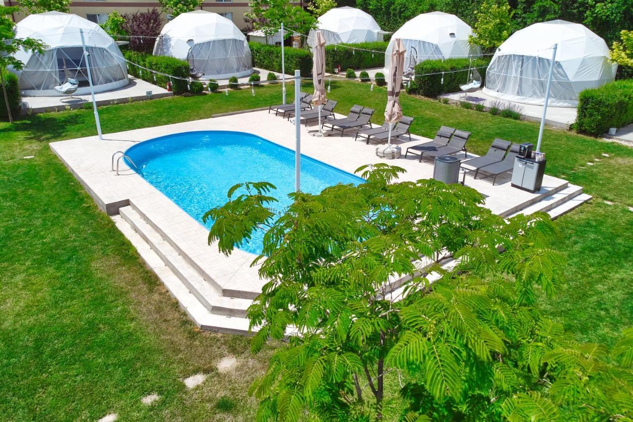 Seagloo Glamping - Adults Only Hotel Costinesti Exterior photo